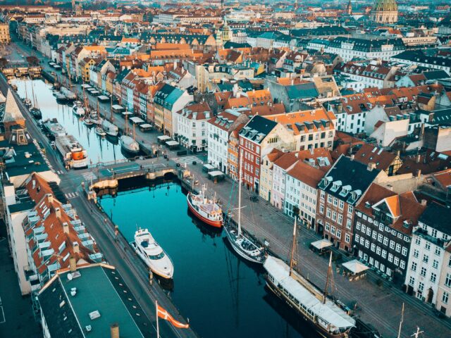 Копенгаген без будильника. Утренняя экскурсия в бутик-формате