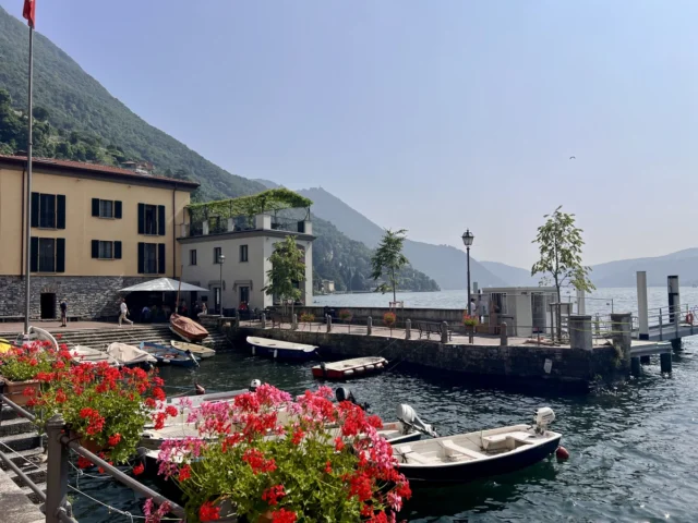 Поездка из Милана на озеро Комо (на поезде, с гидом)