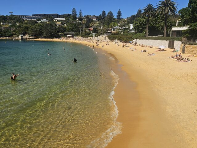 На краю Тихого океана: прогулка по скалам мыса Южная Голова