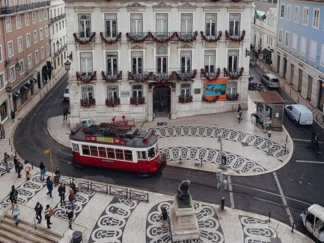 Лиссабон за 3,5 часа: от Байши до Алфамы